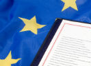 Grondwet op Europese vlag