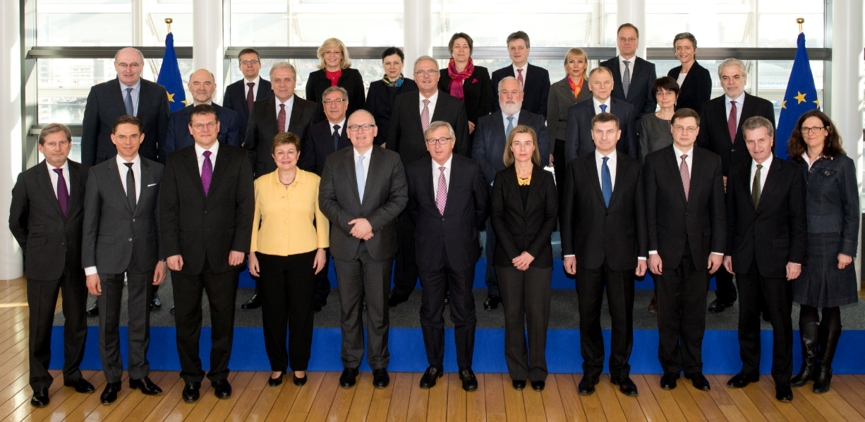 De Europese Commissie in 2017: voorbij de crisis of de crisis voorbij?