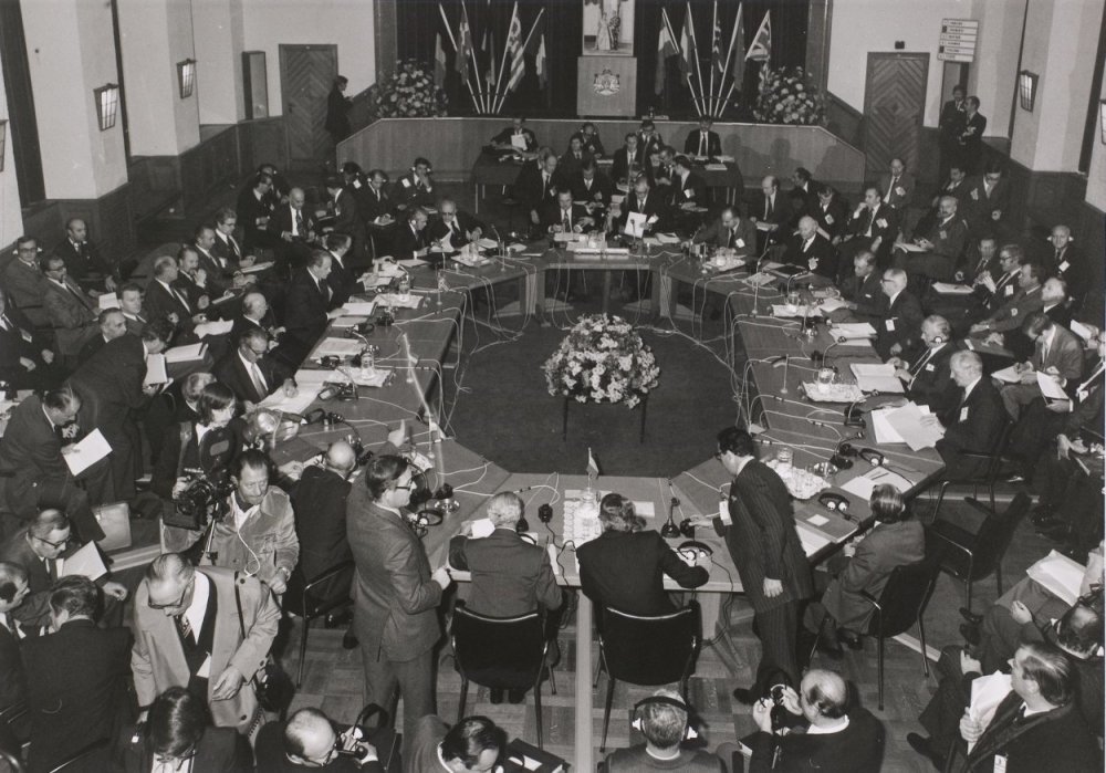 Vergadering van Europese ministers van Defensie 1975