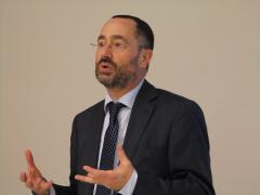 Prof. Mr. Peter R. Rodrigues